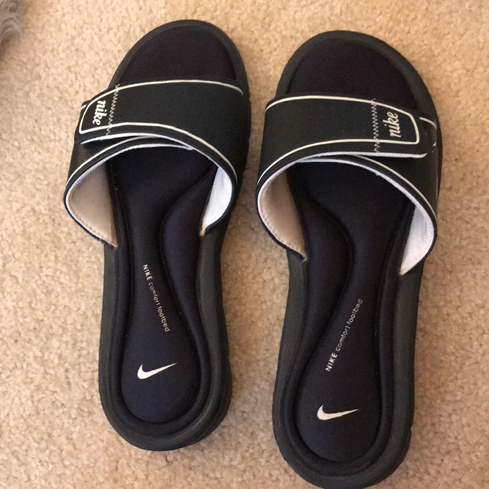 nike slides
